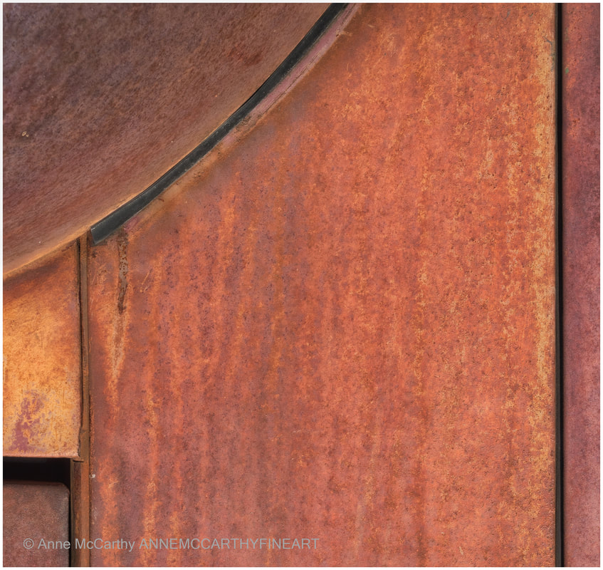 Abstract composition in Rusty metal Picture